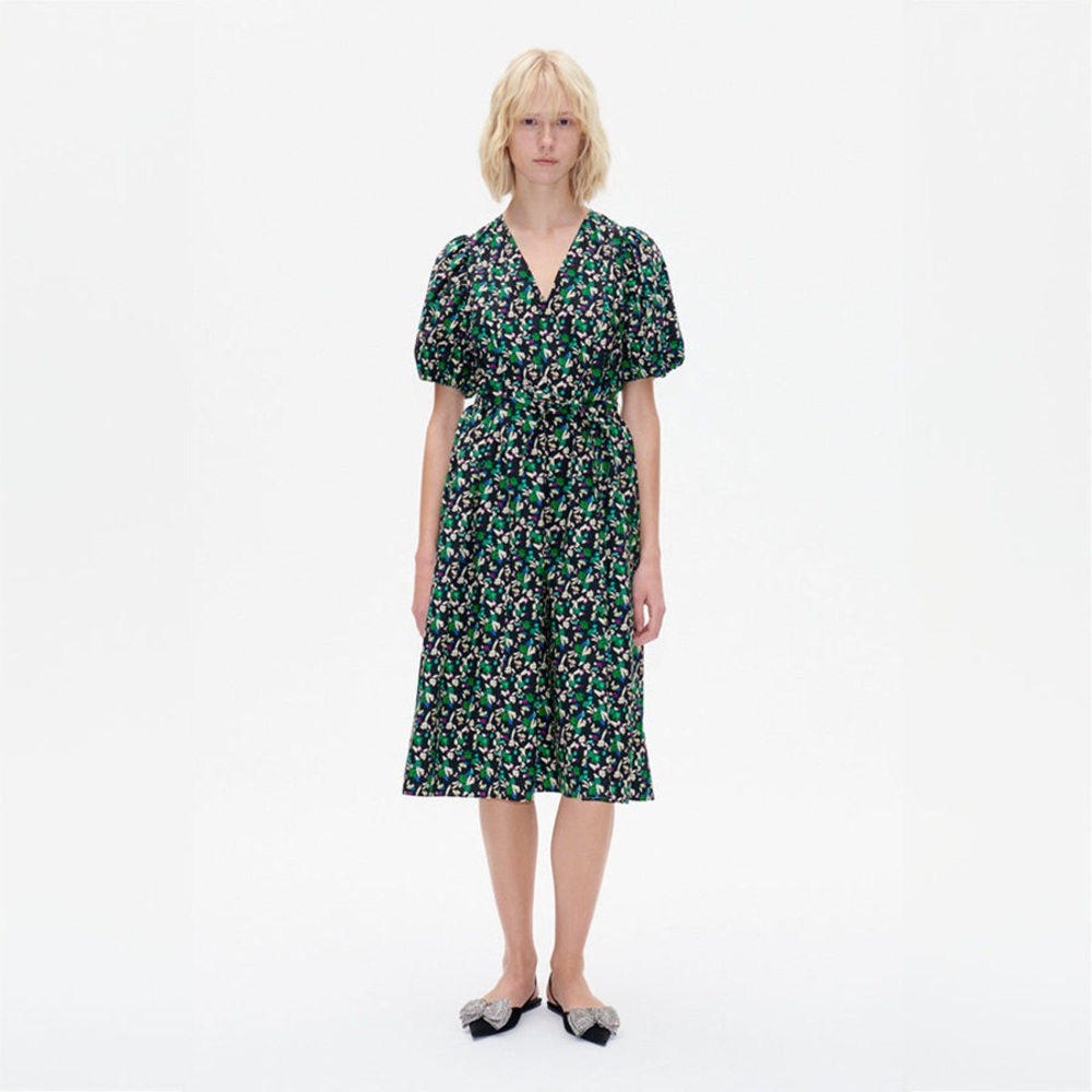 BAUM UND PFERDGARTEN AZALIA FLORAL ORGANIC COTTON DRESS IN BLACK DANDY FLOWER